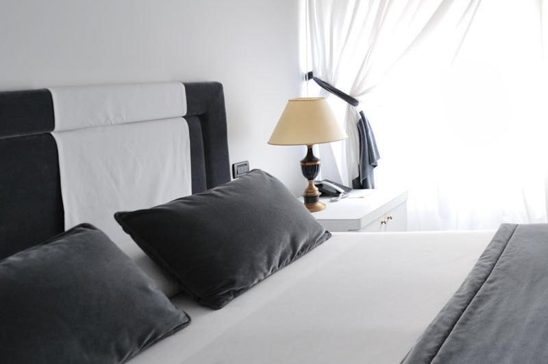 White House Hotel Foggia Habitación foto